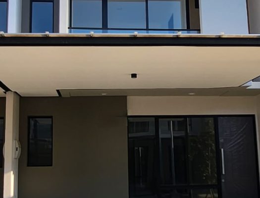 Rumah 6×15 3+1 Kamar Tidur di PIK 2 Milenial